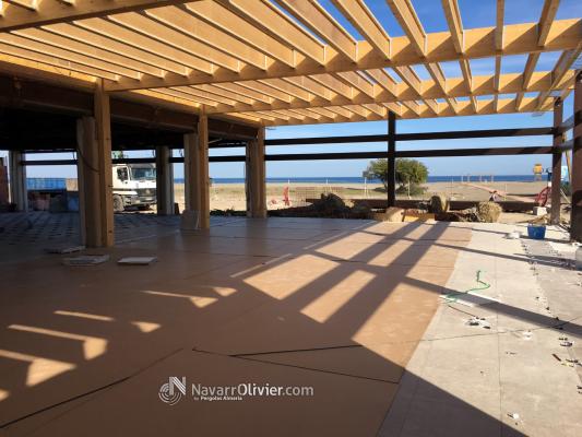 Montake de cubierta tecnica con madera laminar y doble T con alma en OSB