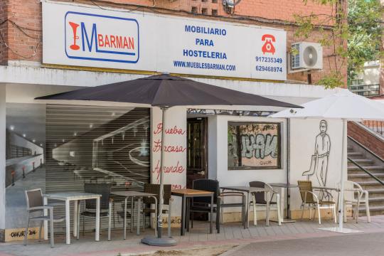 Fachada local