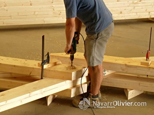 Fabricación de cerchas en madera laminar