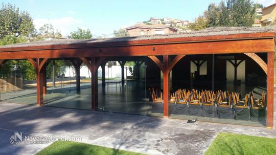 Construcción de estructura de madera de 450 m2