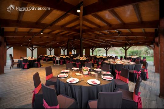 Construcción de cubierta para salón de celebraciones