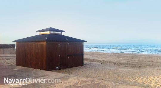 Caseta de madera para kiosco de playa de 20 m2 transportable
