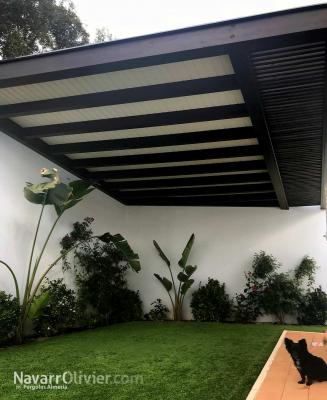 Pergola de madera minimalista para jardin