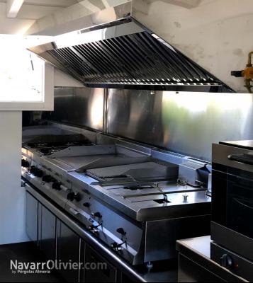 Equipamiento de cocina para chiringuito