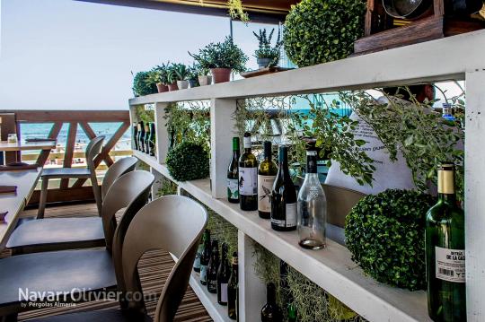 Decoracion en madera para terraza de chiringuito Deskaro, Azohia