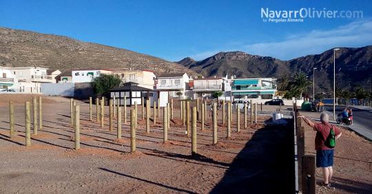 Montaje de pilotes de madera para forjado en La Azohía, cartagena