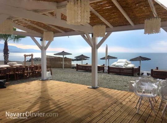 Terraza desmontable para chiringuito desmontable en Málaga