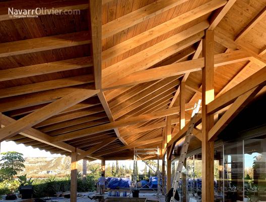 Cubierta de madera laminada