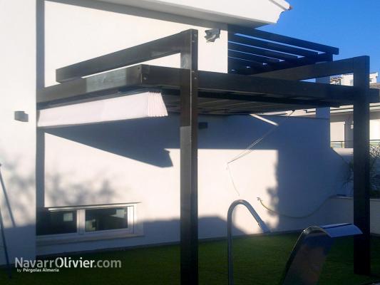 Pergola de madera porta toldo de palilleria