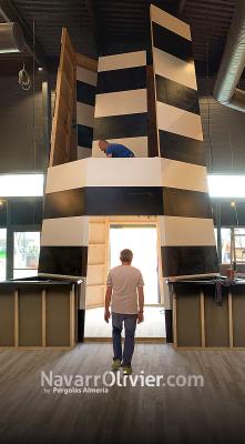 estructura de madera decorativa para restaurante