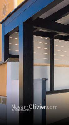 Cubierta de madera para aparcamiento