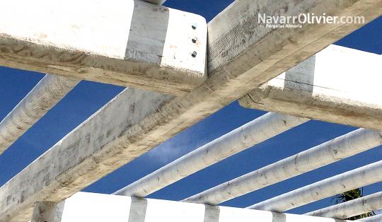 Estructura de madera para cubierta con acabado vintage