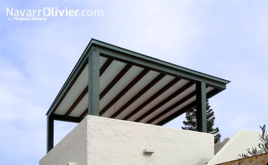Pérgola de madera, reforma de vivienda