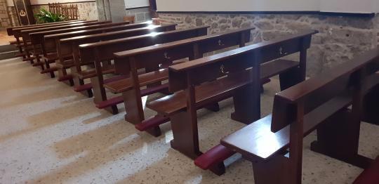 bancos para iglesia
