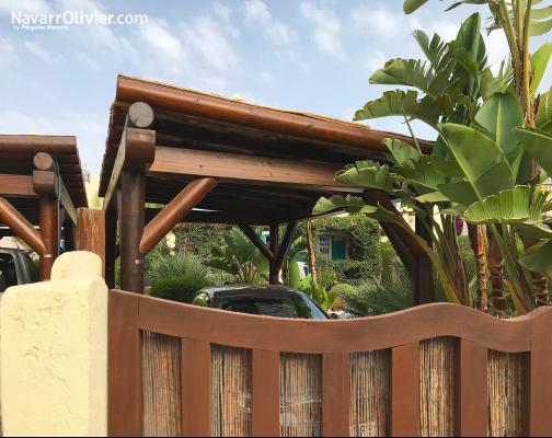 Pérgola para aparcamiento de troncos para parking