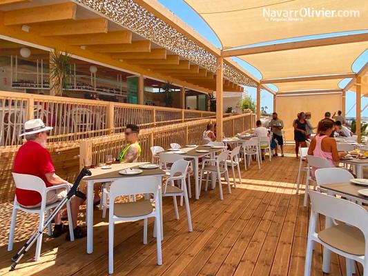 terraza de beach club en Chiclana de la Frentera