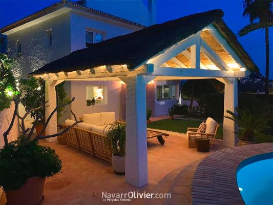 Pérgola sostenible reforma de vivienda en Málaga