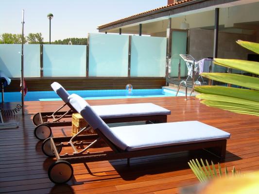 entarimado de exterior en robinia