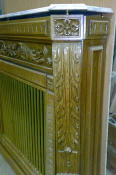 Detalle cubre radiador