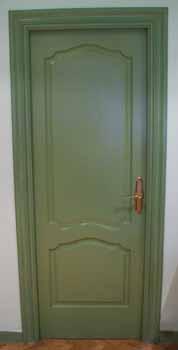 Puerta interior lacada