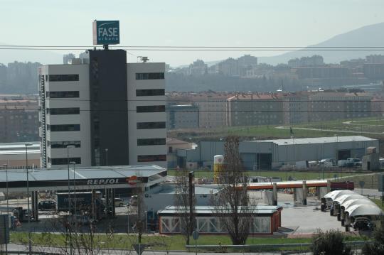 EDIFICIO DE OFICINAS EN ARTICA