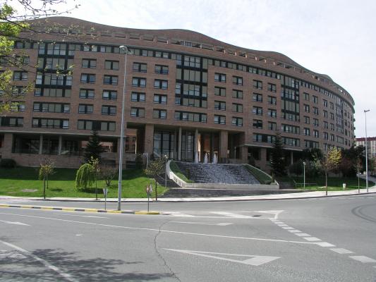 357 VIVIENDAS BLOQUE BARAÑAIN