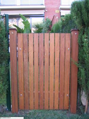 PUERTA JARDIN