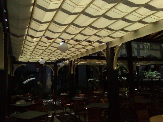 Toldo Mod. Al-Andalus bajo Pergola