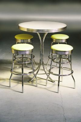 Mesa TO 21 y Taburetes BS 29 de Jolina