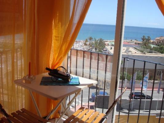 Estudio frente al mar