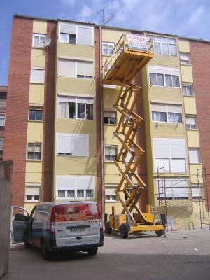 PINTURA EN FACHADA
