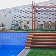 Piscina con pergola