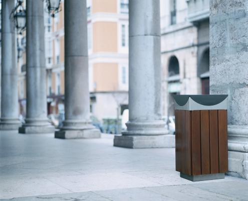 Papelera LIPS MADERA