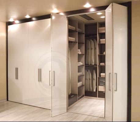 Armario puertas plegables