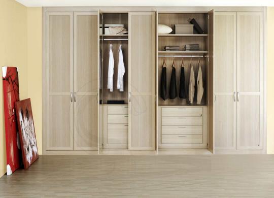 Armario puertas abatibles