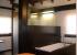 cuarto de baño forrado en madera