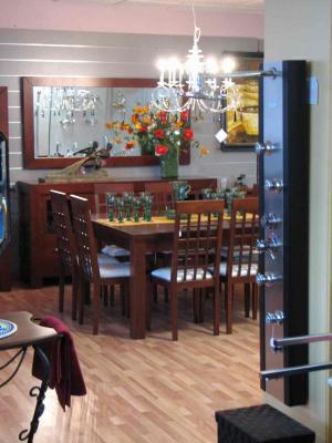 COMEDORES DE MADERA Y LAMPARES 