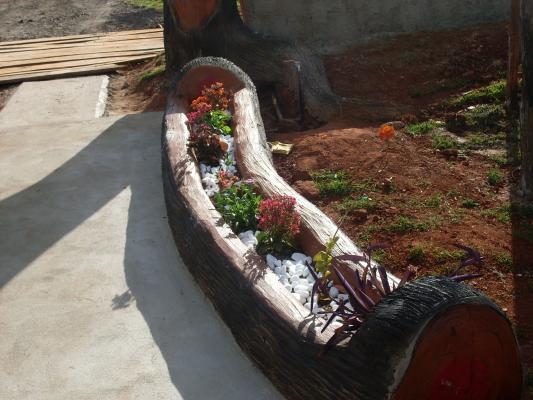 JARDINERA TRONCOS