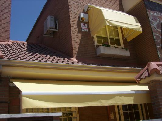 Toldo Brazos Extensibles y Capota
