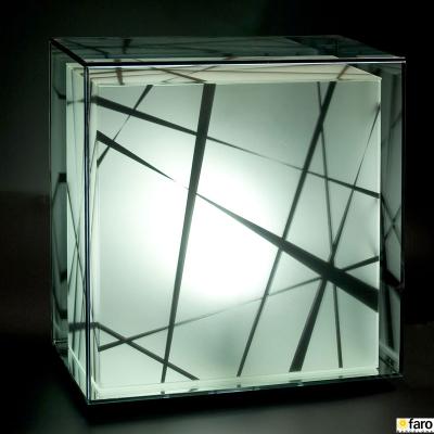 Lámpara de sobremesa cube 2