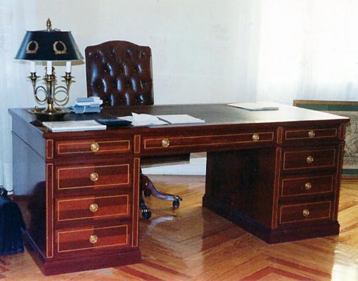 Mesa despacho cajones