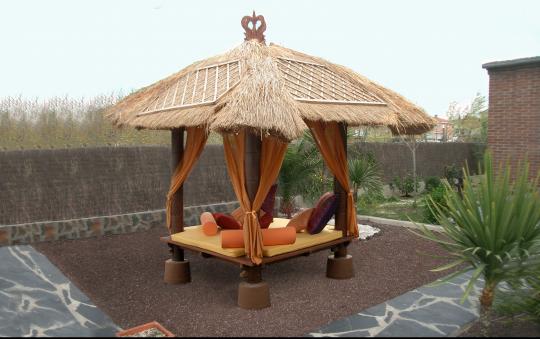 CAMA BALINESA