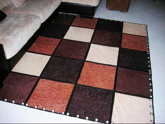 Alfombra de piel rústica