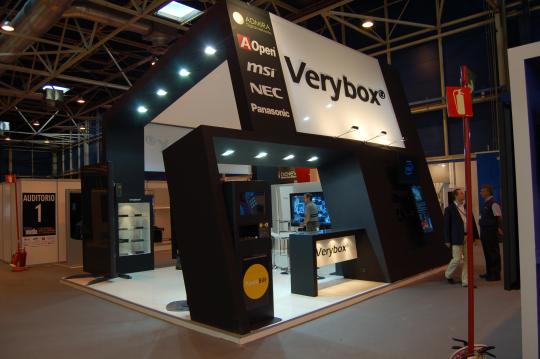 Stand Total Media MAD