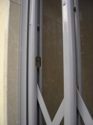 Puerta de seguridad