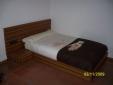 cabezal,mesita de noche y cama en chapa de zebrano,la cama contiene ruedas para un facil manejo .