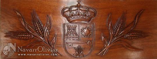escudo de turre tallado