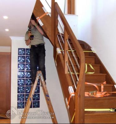 Montaje con barandilla combinando madera y metal. Huercal Overa.