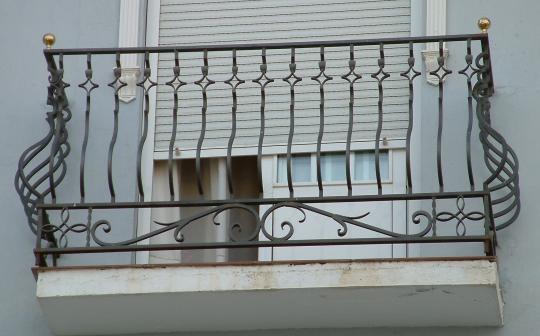 BALCON CONI.
