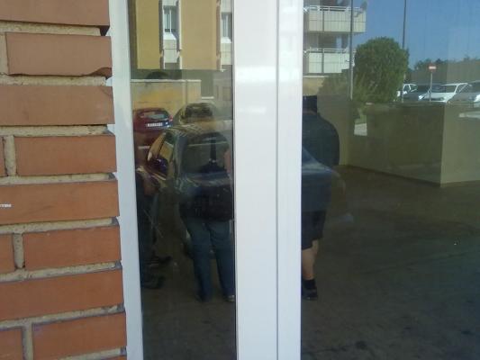 puerta local